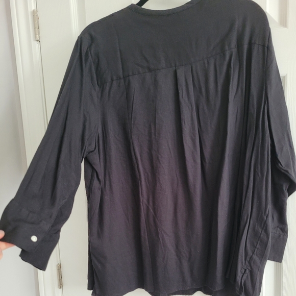 Black cross front blouse - Picture 2 of 5